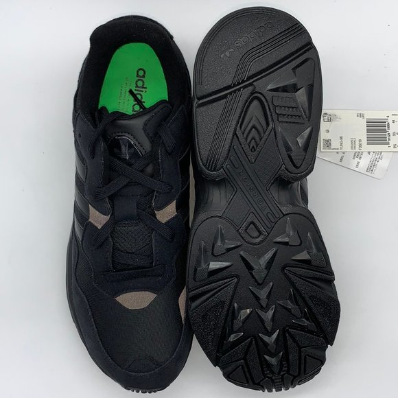 NEW Adidas Yung 96 Triple Black main image 4